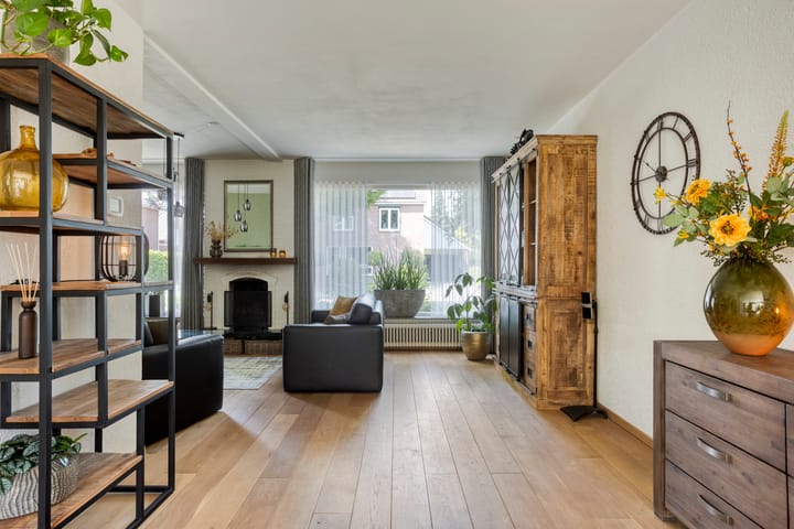 Foto 11 van Vennestraat 1