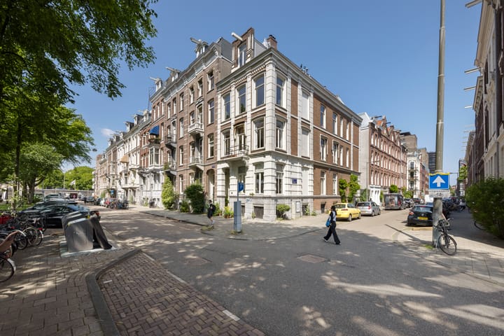 Photo 60 of Swammerdamstraat 6-2
