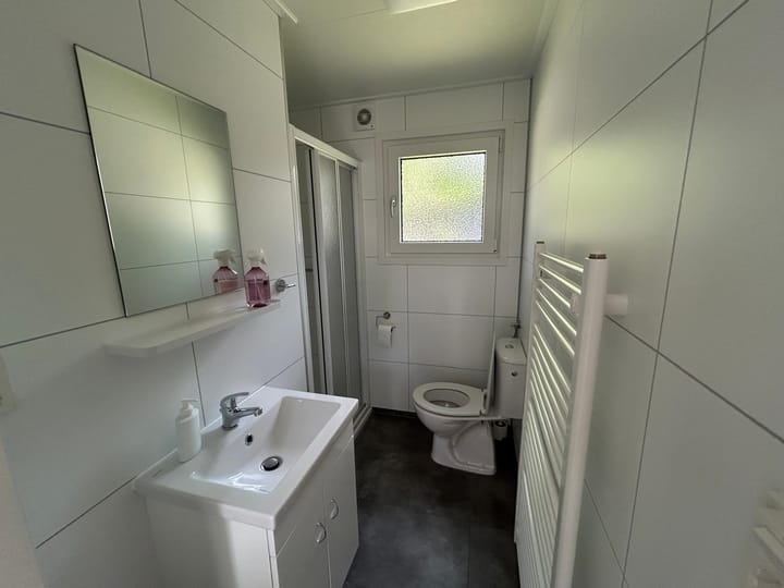 Photo 15 of Kanaal Zuid 444-438