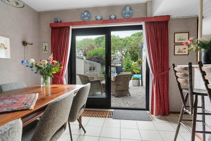 Foto 24 van Monnetstraat 31