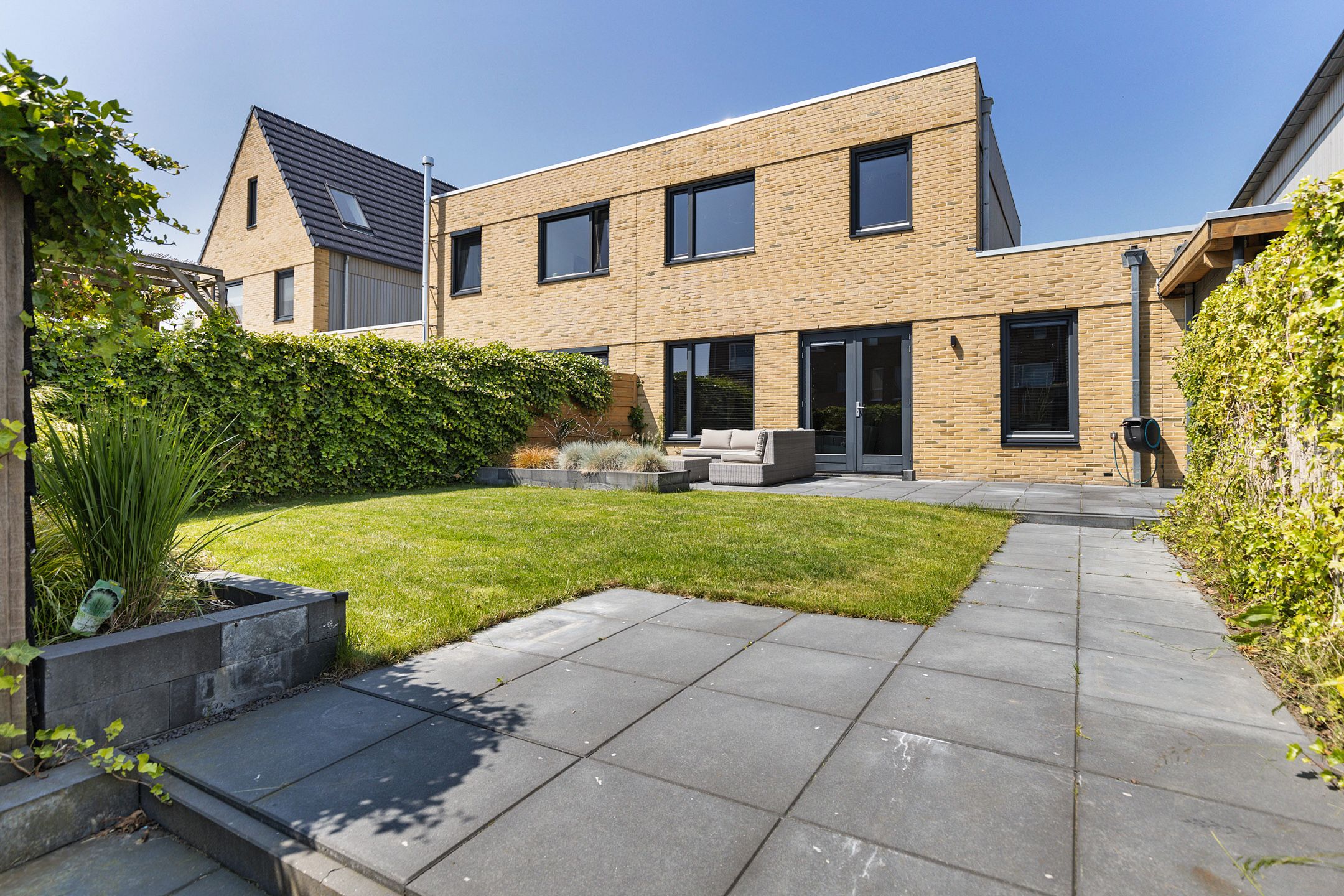 Foto 15 van Blaarkop 93