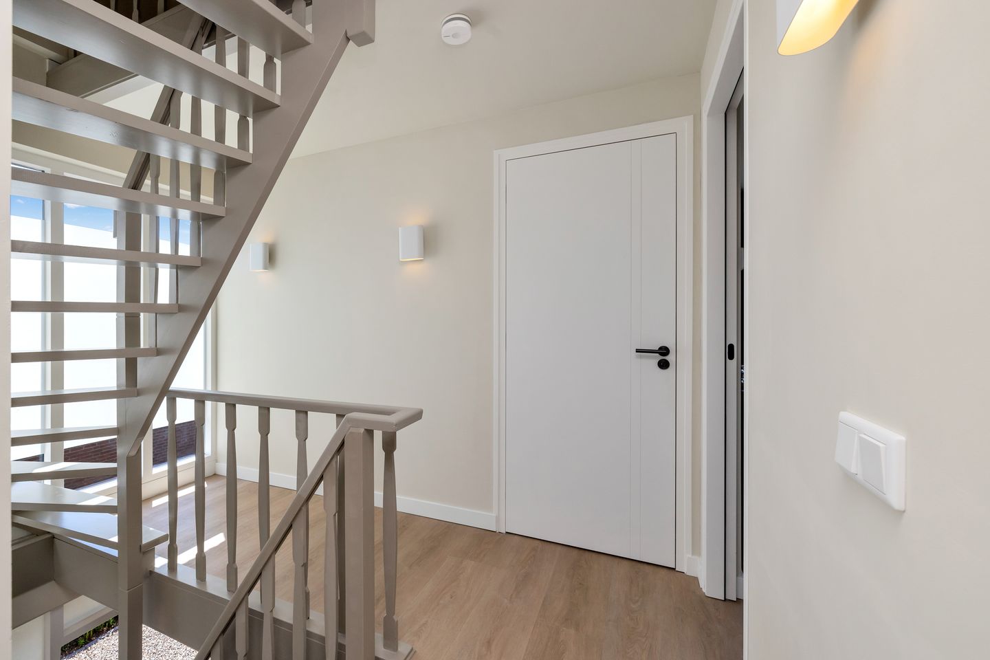 Photo 25 of Sondervick 95-A