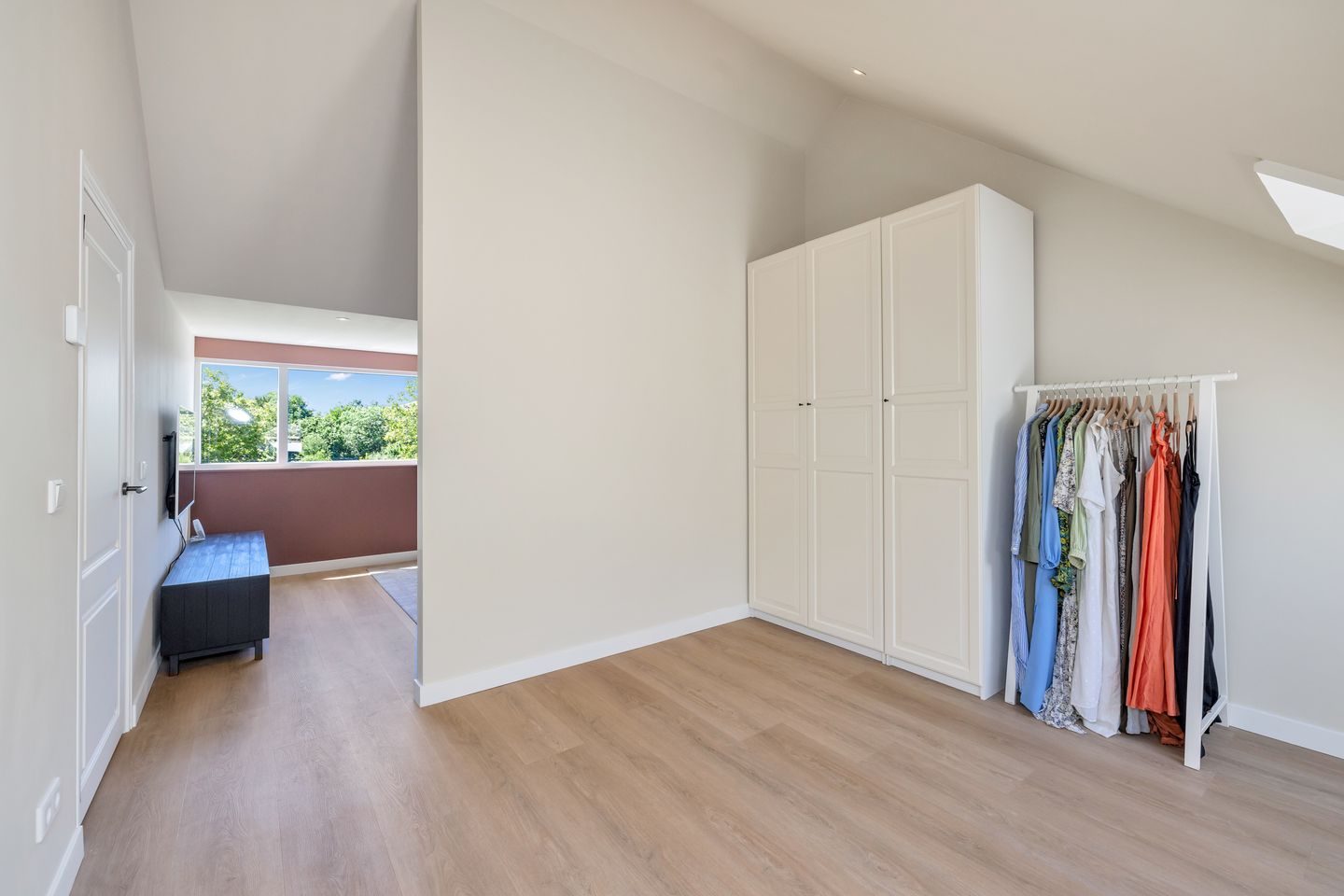 Photo 44 of Sondervick 95-A