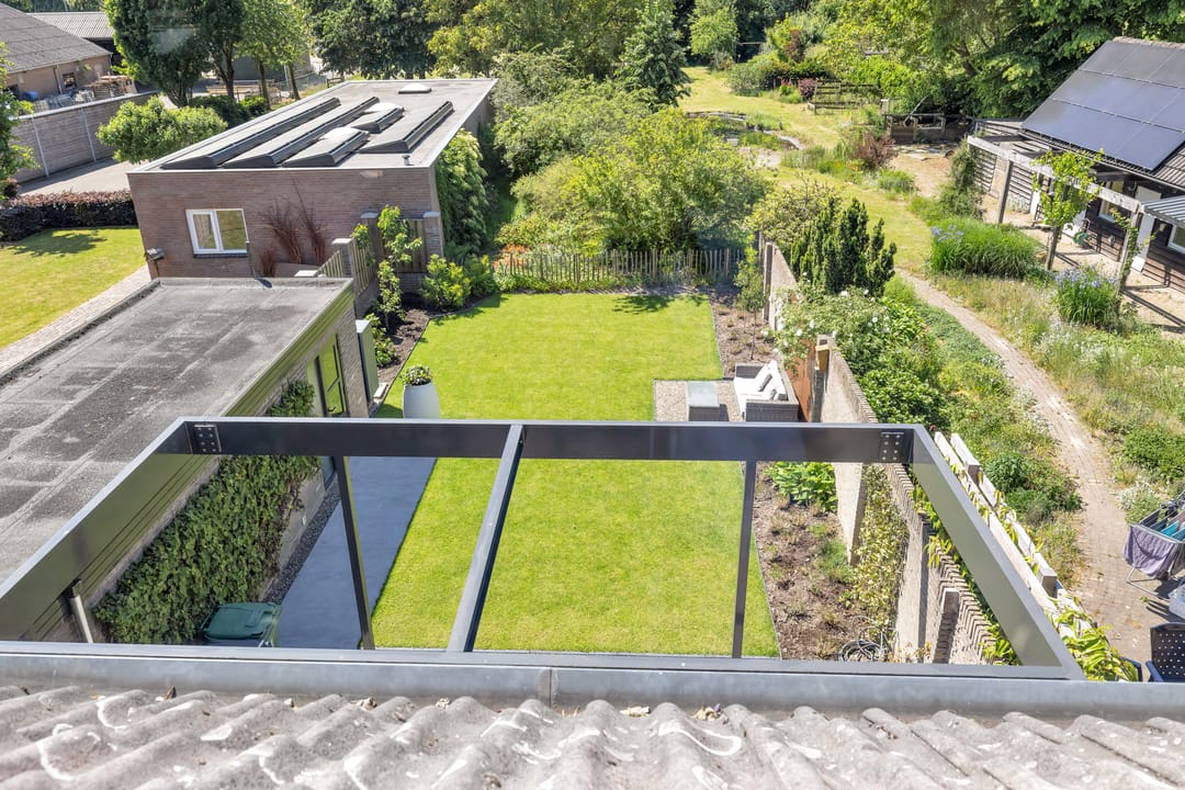 Photo 47 of Sondervick 95-A