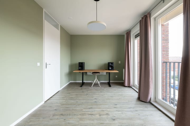 Foto 38 van Moeder Teresalaan 24