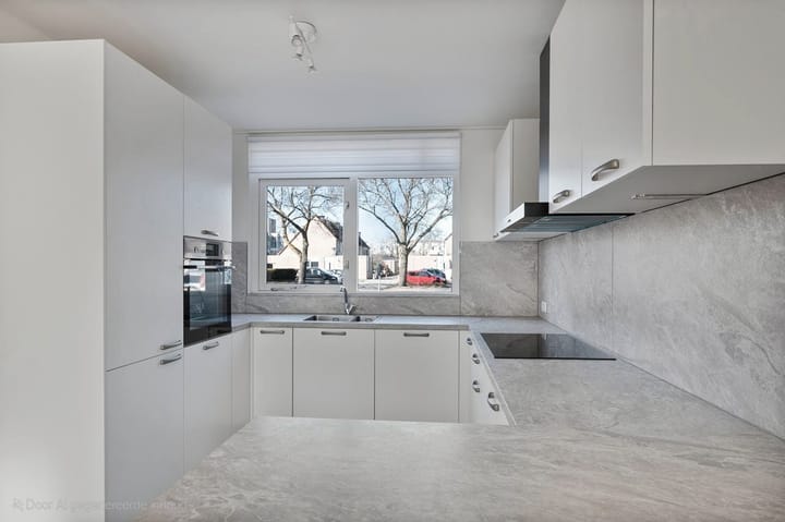 Foto 2 van Pinksterbloemweg 110