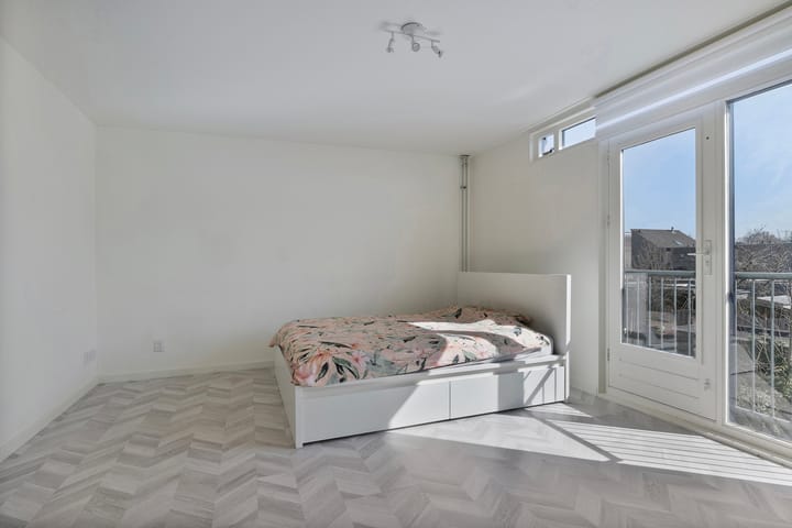 Foto 18 van Pinksterbloemweg 110