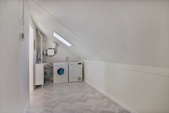 Foto 24 van Pinksterbloemweg 110