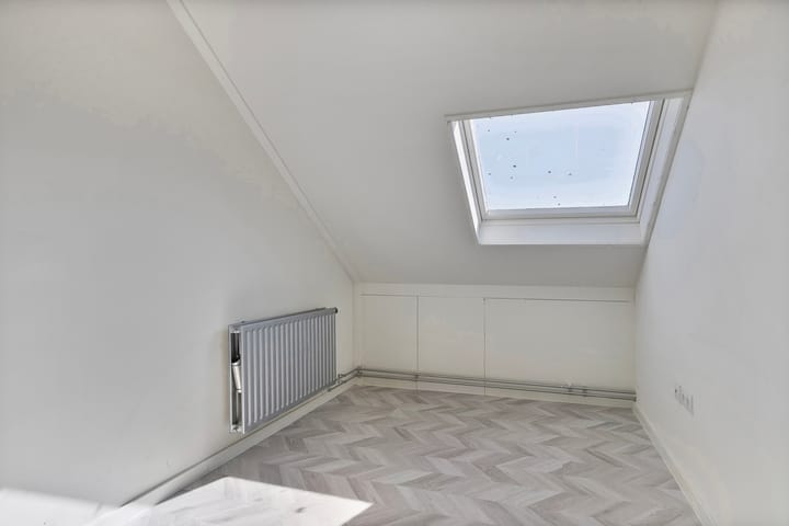 Foto 27 van Pinksterbloemweg 110