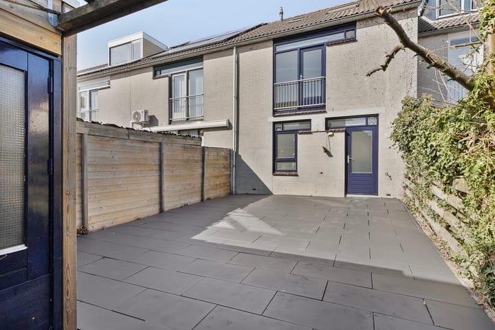 Foto 32 van Pinksterbloemweg 110