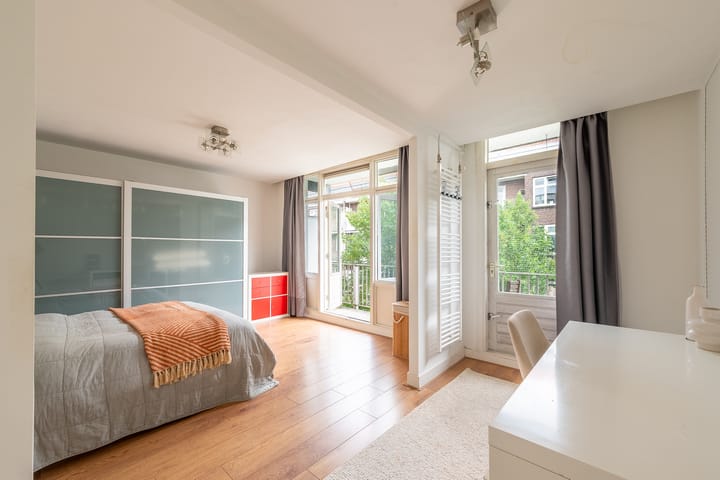 Photo 9 of Vespuccistraat 108-2