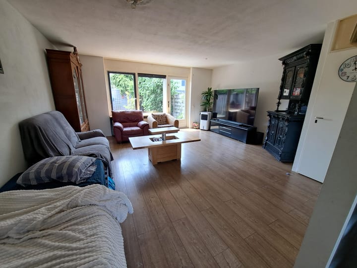 Foto 2 van Visarend 45