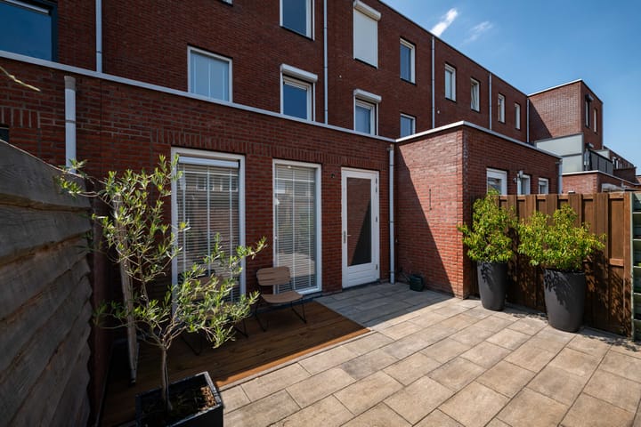 Foto 44 van Moeder Teresalaan 24