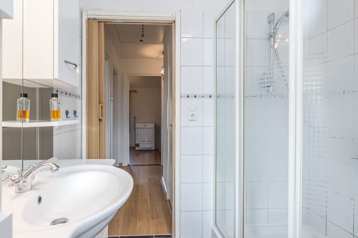 Foto 19 van Roebroekweg 10-C