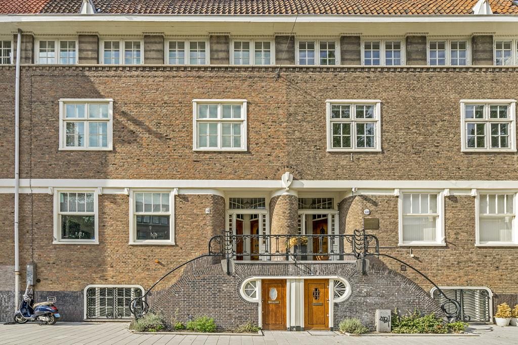 Foto 1 van De Lairessestraat 152-1