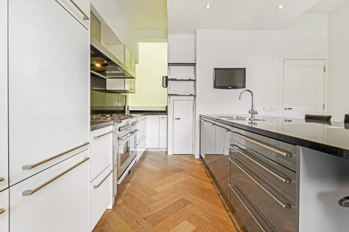 Foto 12 van De Lairessestraat 152-1