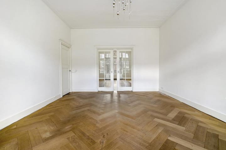 Foto 13 van De Lairessestraat 152-1