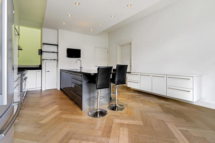 Foto 11 van De Lairessestraat 152-1