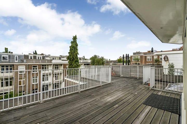 Foto 40 van De Lairessestraat 152-1