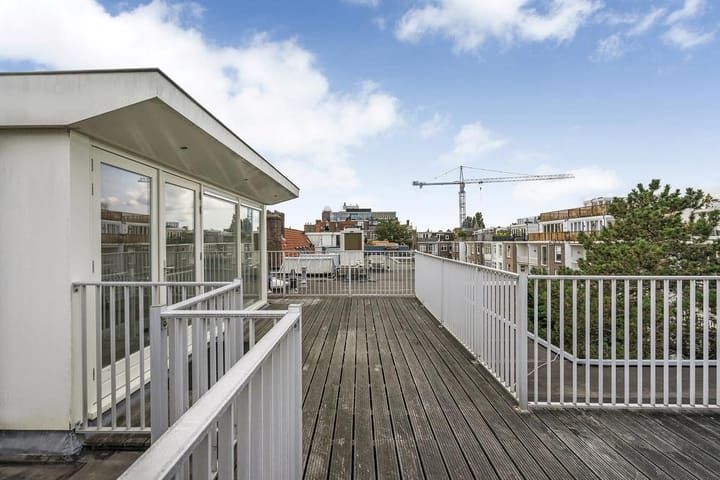 Foto 42 van De Lairessestraat 152-1