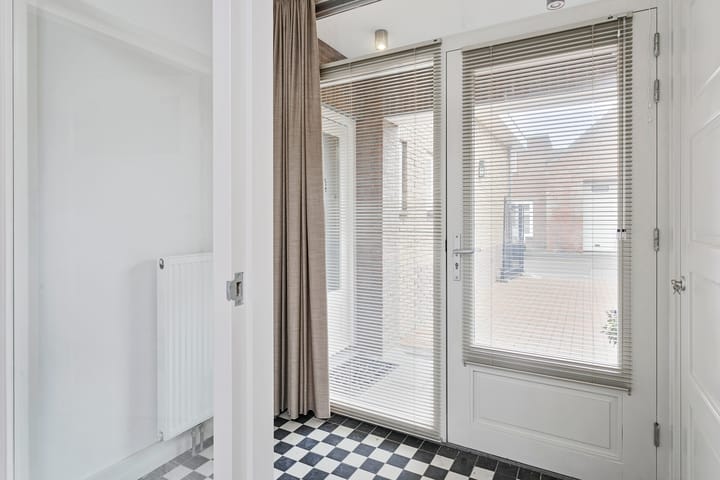 Photo 2 of Dorpstraat 50-B