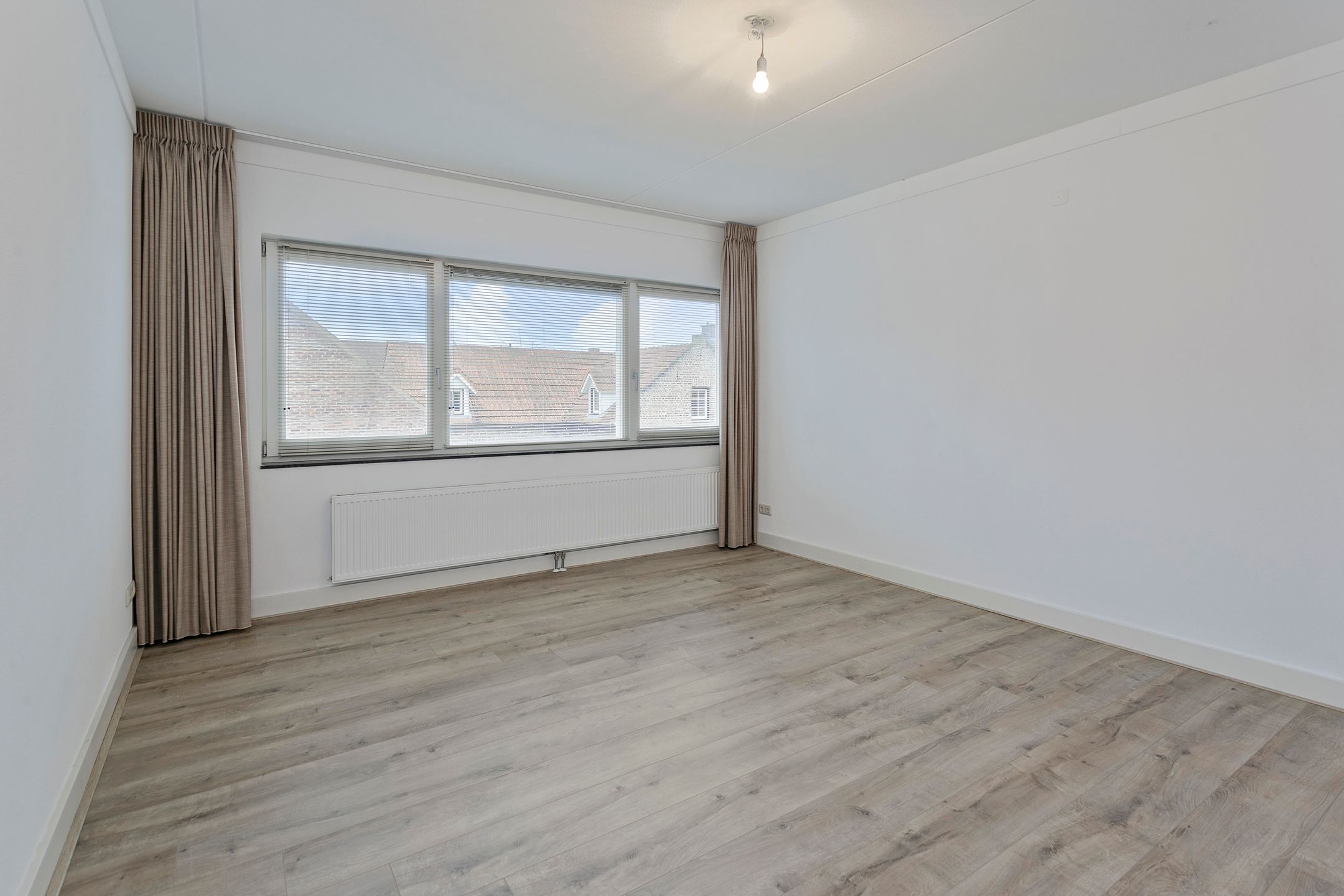 Photo 12 of Dorpstraat 50-B