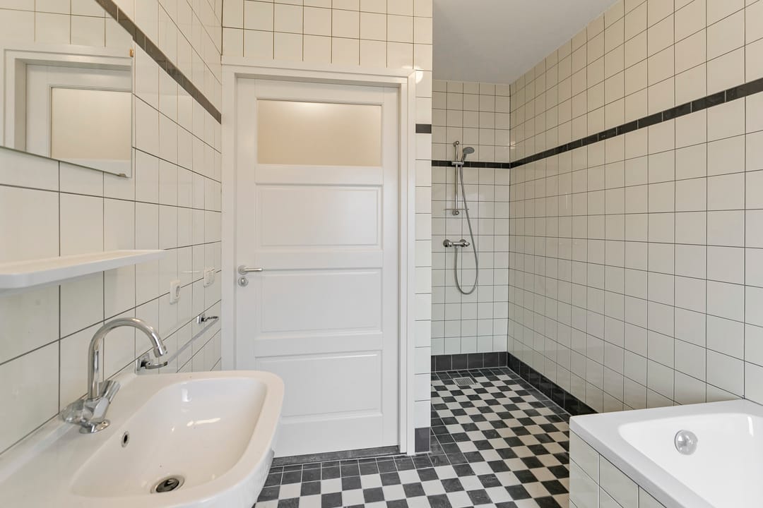 Photo 16 of Dorpstraat 50-B