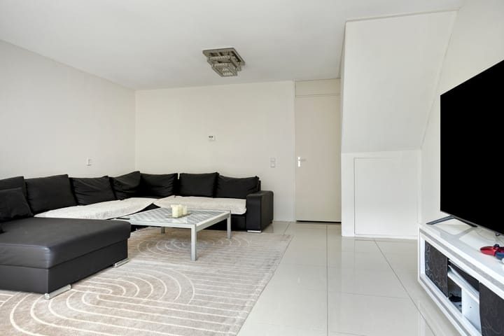 Foto 2 van Lau Mazirellaan 131