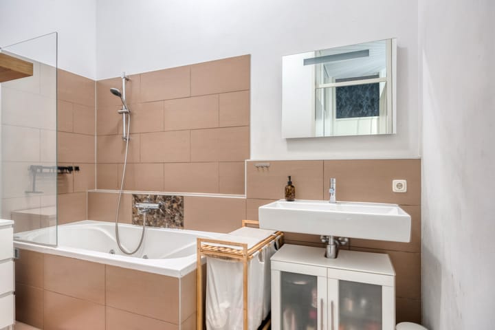 Photo 20 of Kroonstraat 122