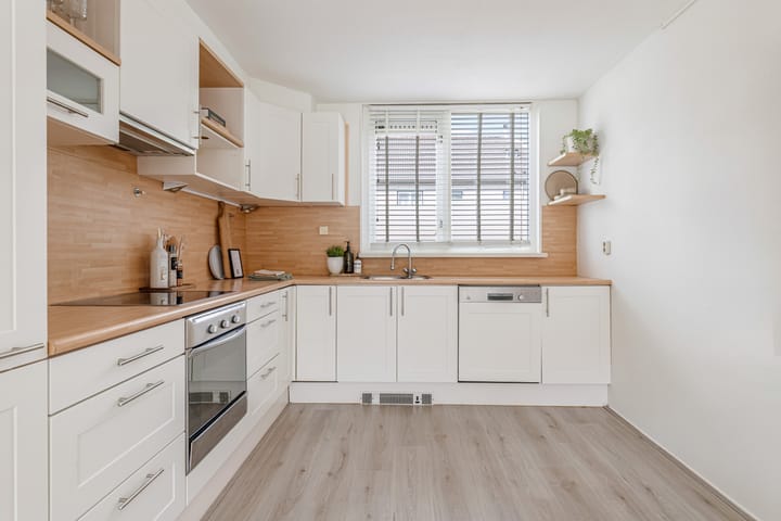 Foto 19 van Nat King Colestraat 12