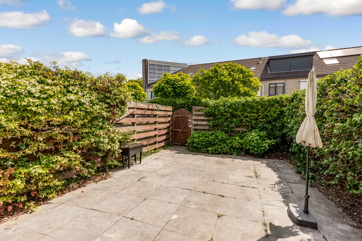 Foto 44 van Nat King Colestraat 12