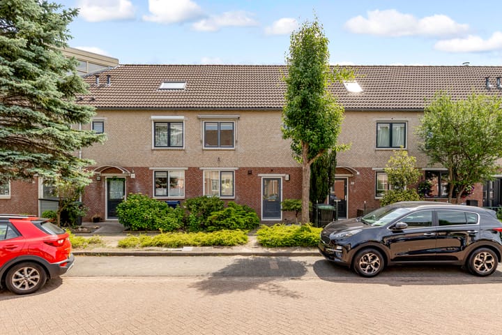 Foto 48 van Nat King Colestraat 12