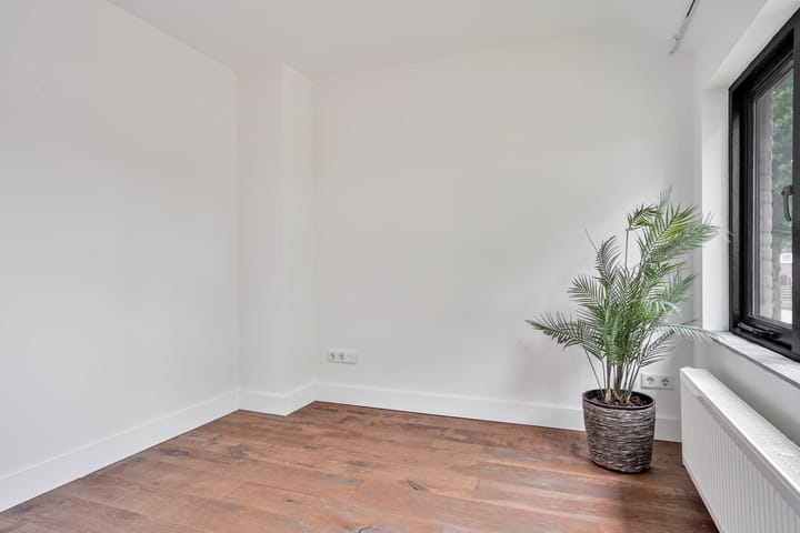 Foto 32 van Veldstraat 27