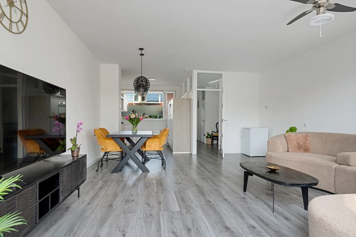 Foto 7 van Bertram 213