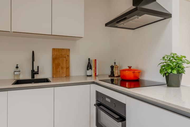 Foto 11 van Cornelis Trooststraat 4-4