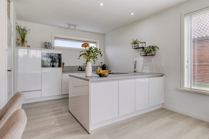 Foto 8 van Langeweg 22-B