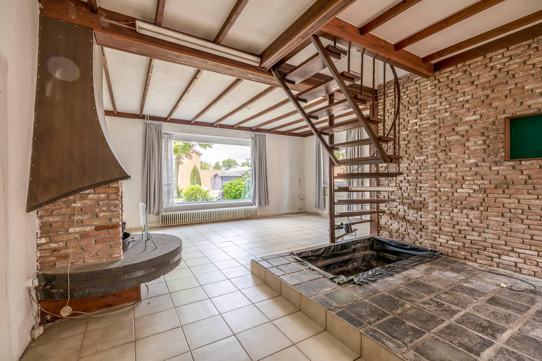 Photo 8 of Kamillestraat 17