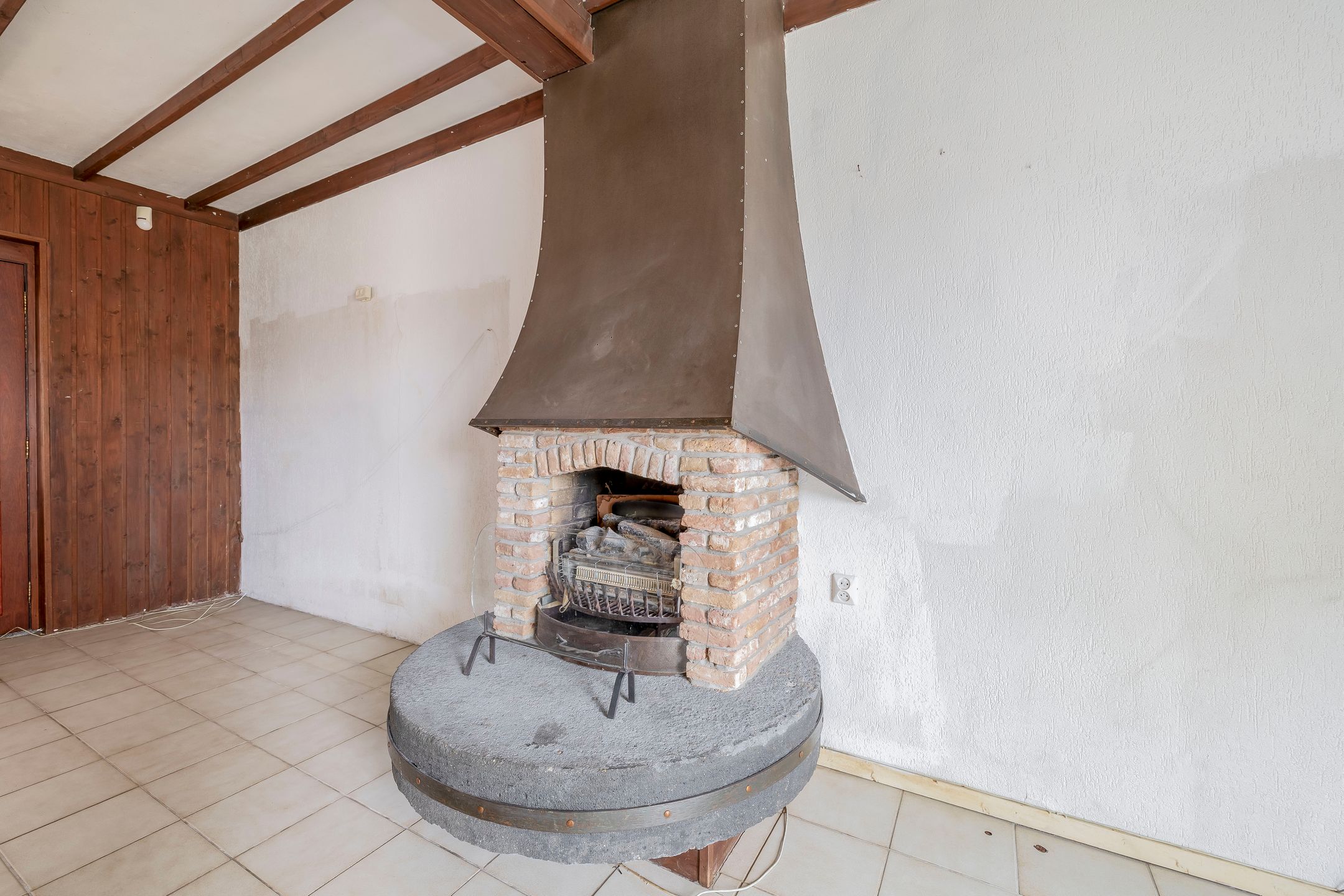 Photo 9 of Kamillestraat 17