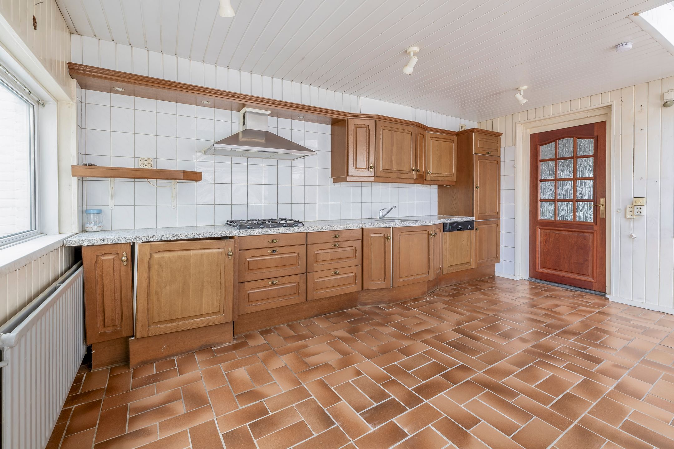 Photo 12 of Kamillestraat 17