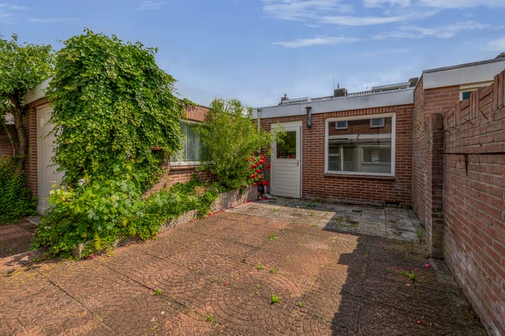 Foto 18 van Kamillestraat 17