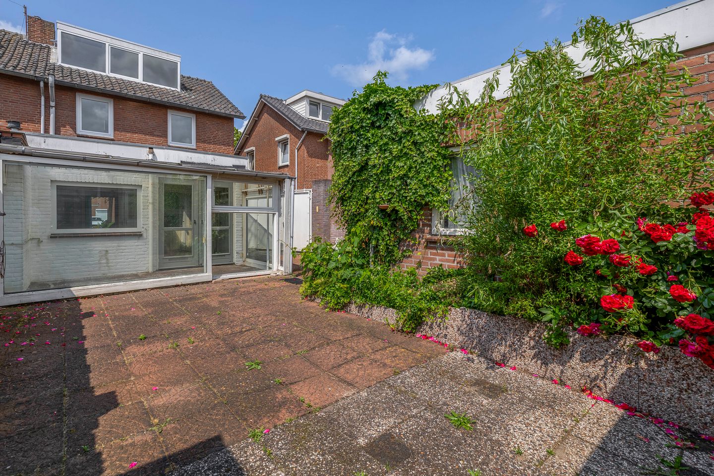 Photo 19 of Kamillestraat 17