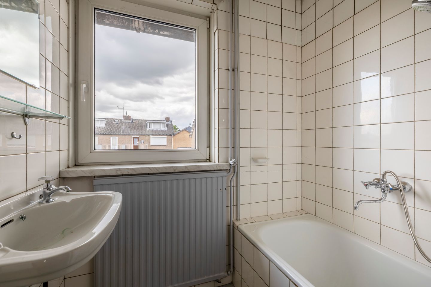 Photo 25 of Kamillestraat 17