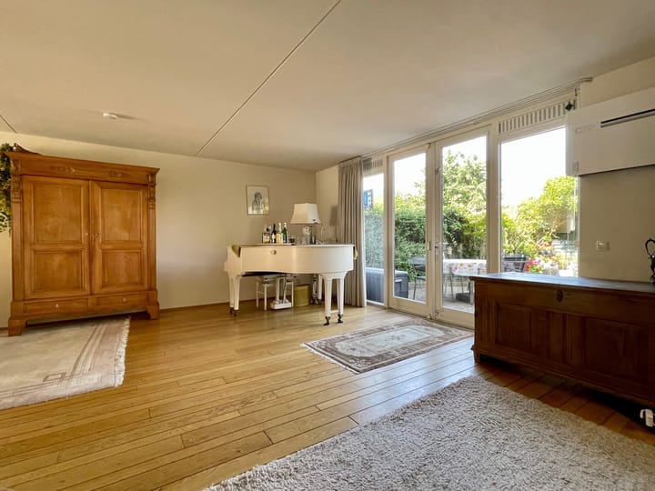 Foto 4 van Bisschop Paredisstraat 29