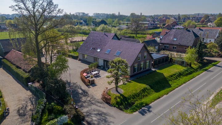 Photo 4 of Angerensestraat 12