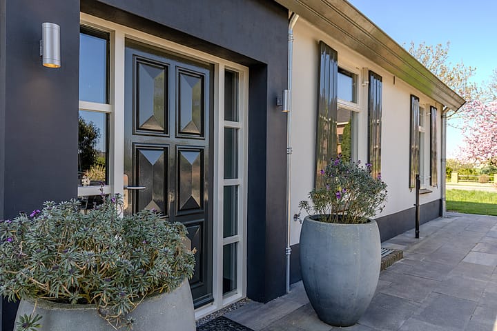 Photo 7 of Angerensestraat 12