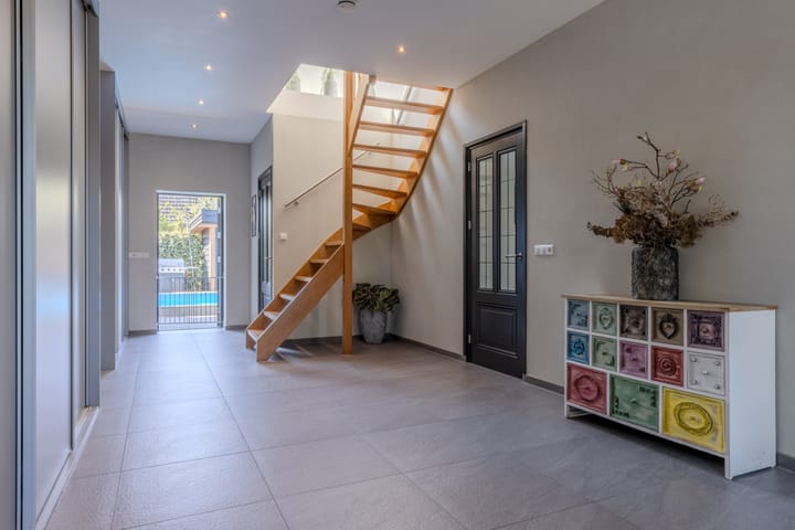 Photo 9 of Angerensestraat 12