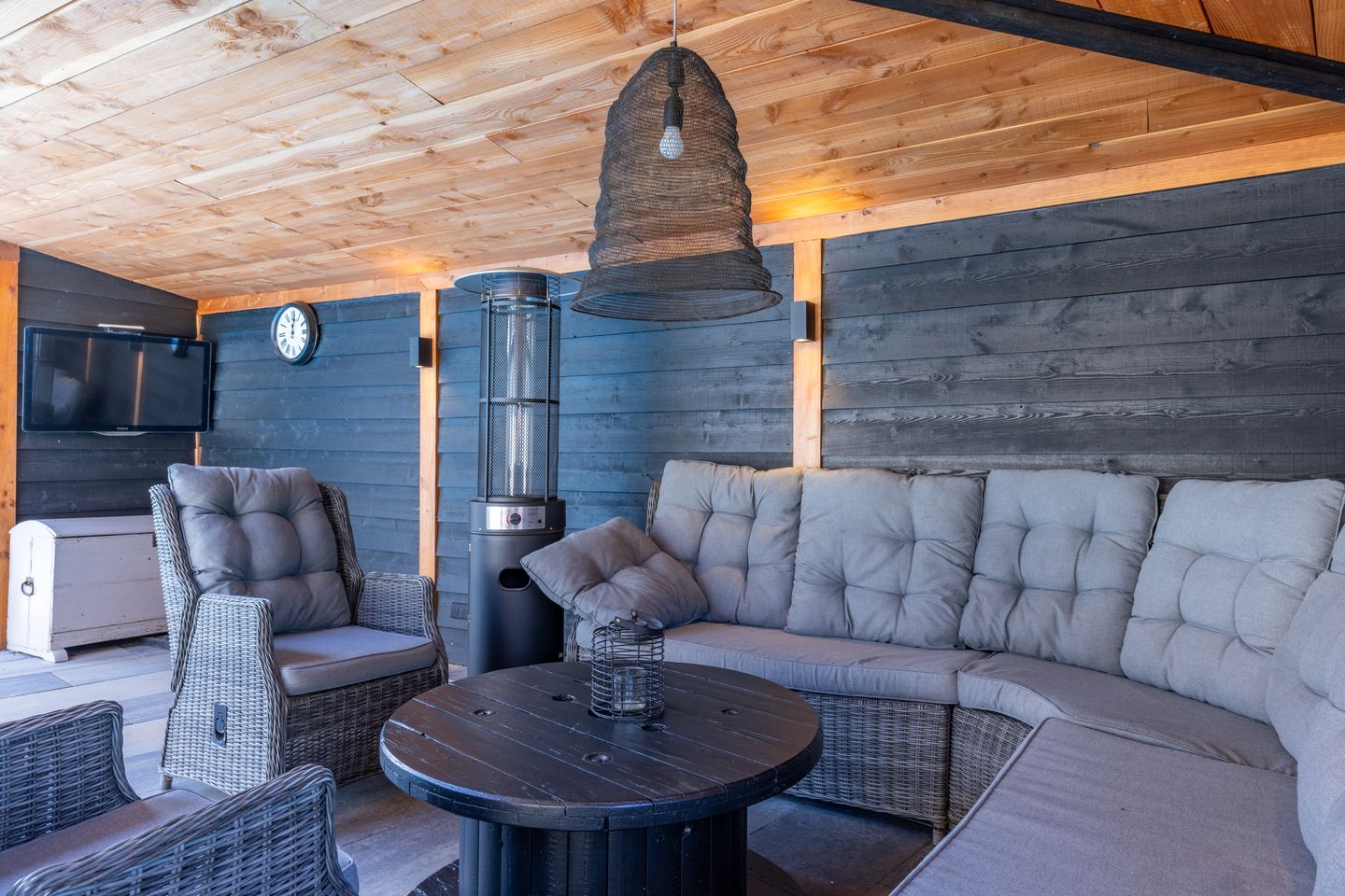 Foto 25 van Angerensestraat 12