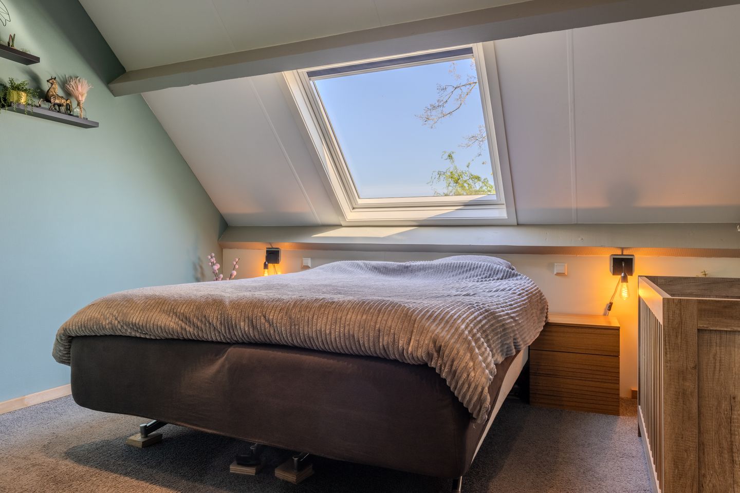 Foto 29 van Angerensestraat 12