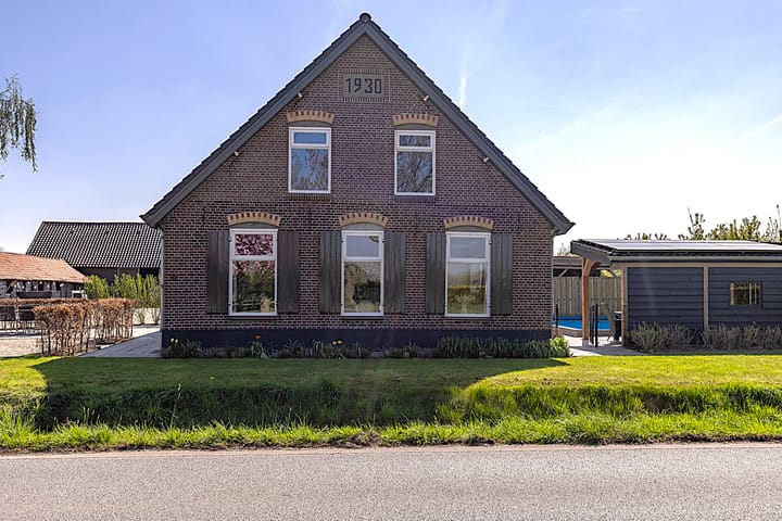 Photo 39 of Angerensestraat 12