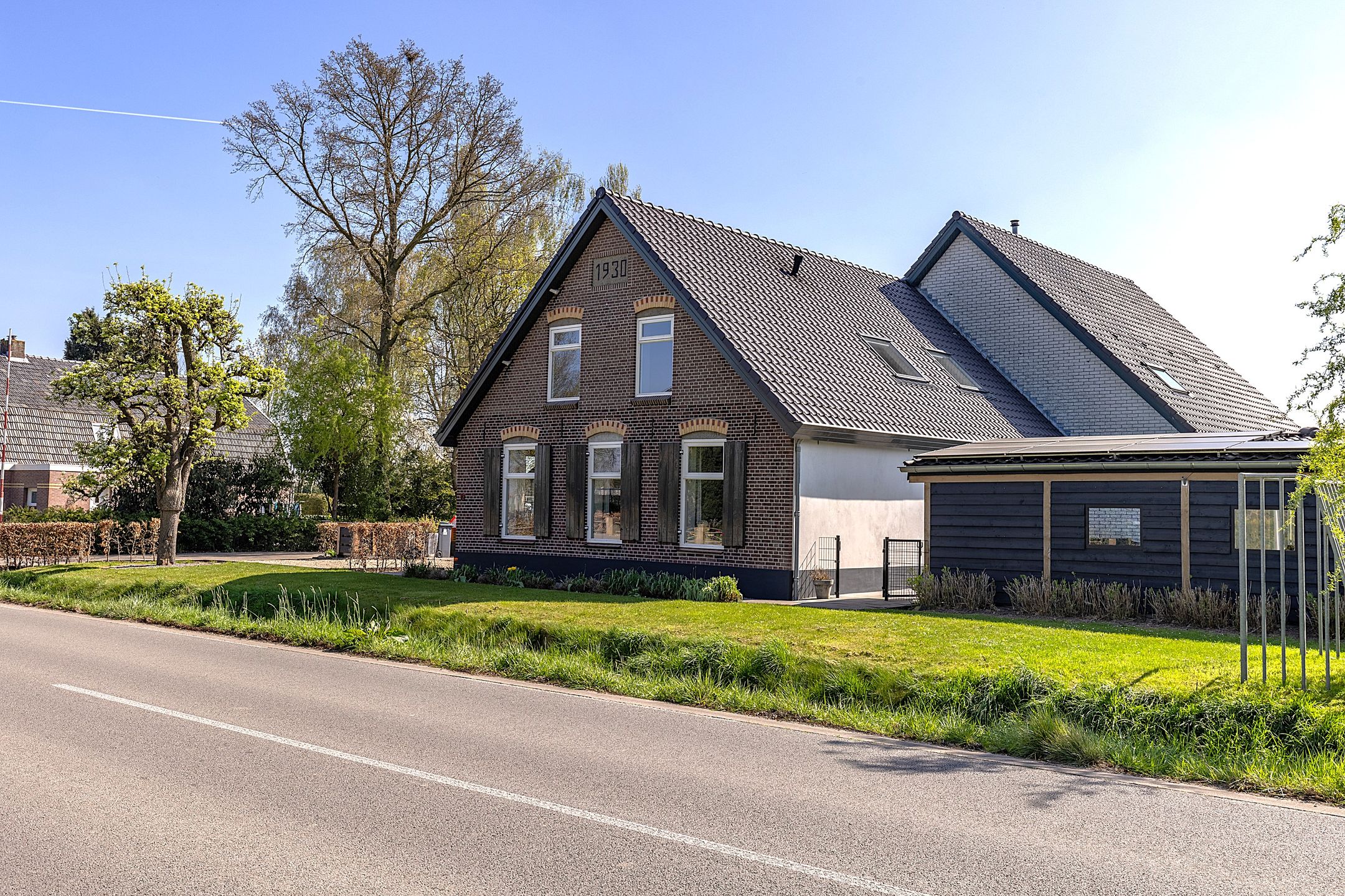 Foto 42 van Angerensestraat 12